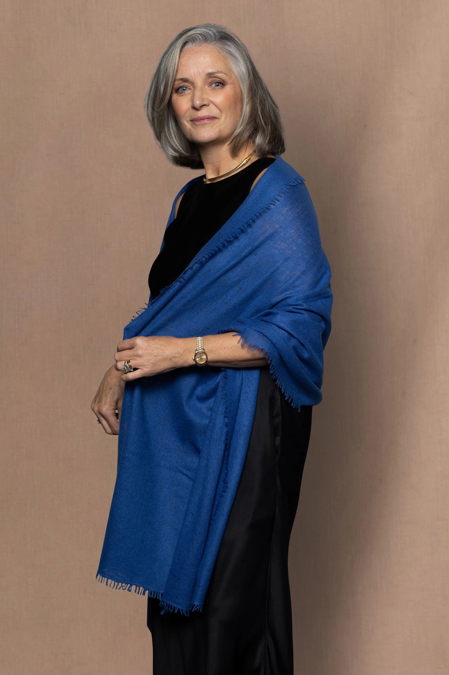 Lightweight Luxury Cashmere Wrap in Electric Blue