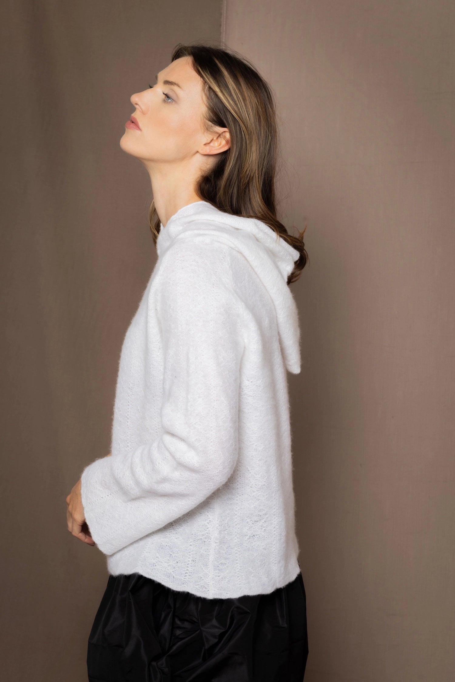 White cashmere hoodie hotsell