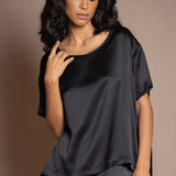 Síoda Oversized Keyhole Silk Tee | Black