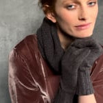 Cashmere Gloves in Brown Video