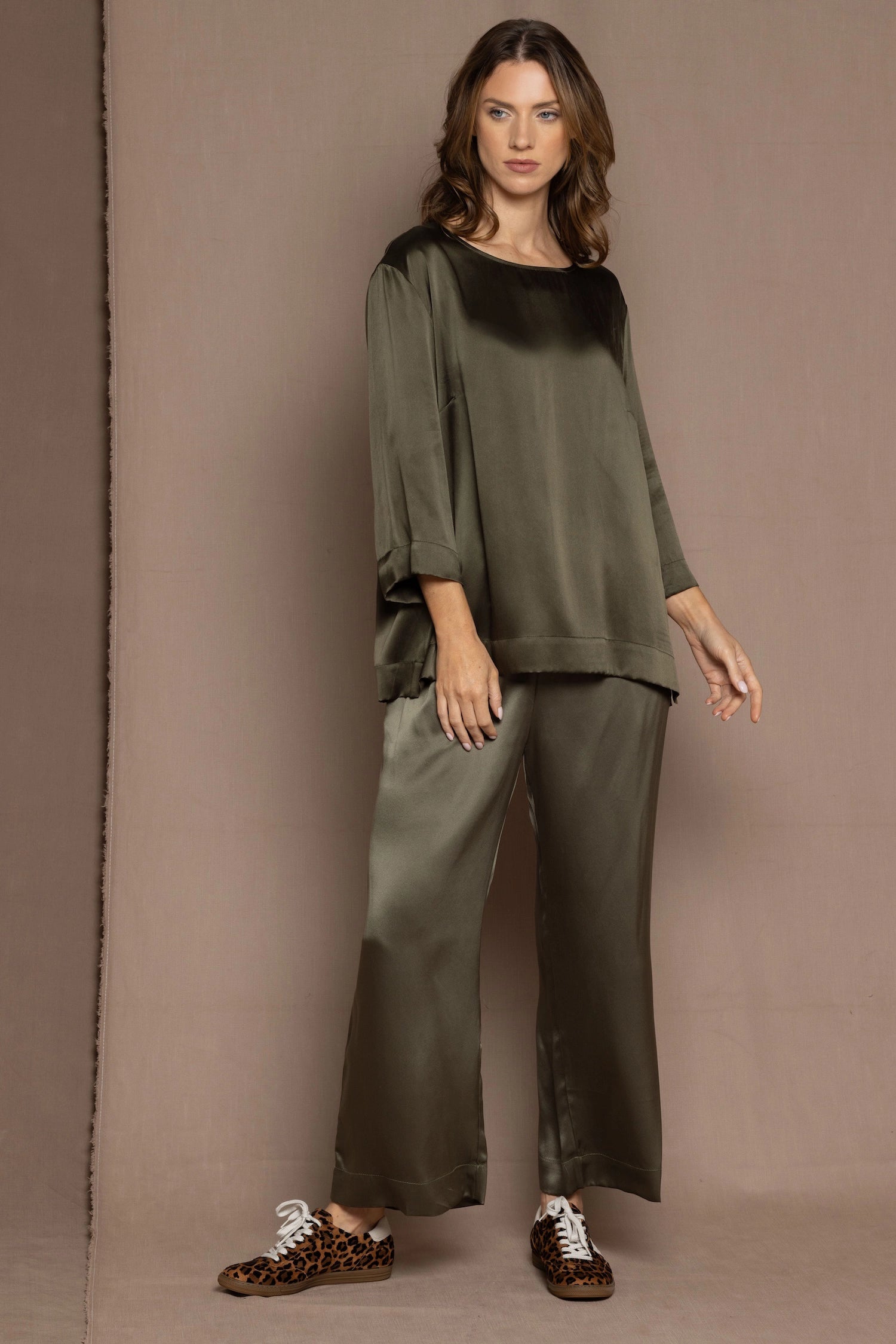 luxury pure silk long sleeve top and trousers in green