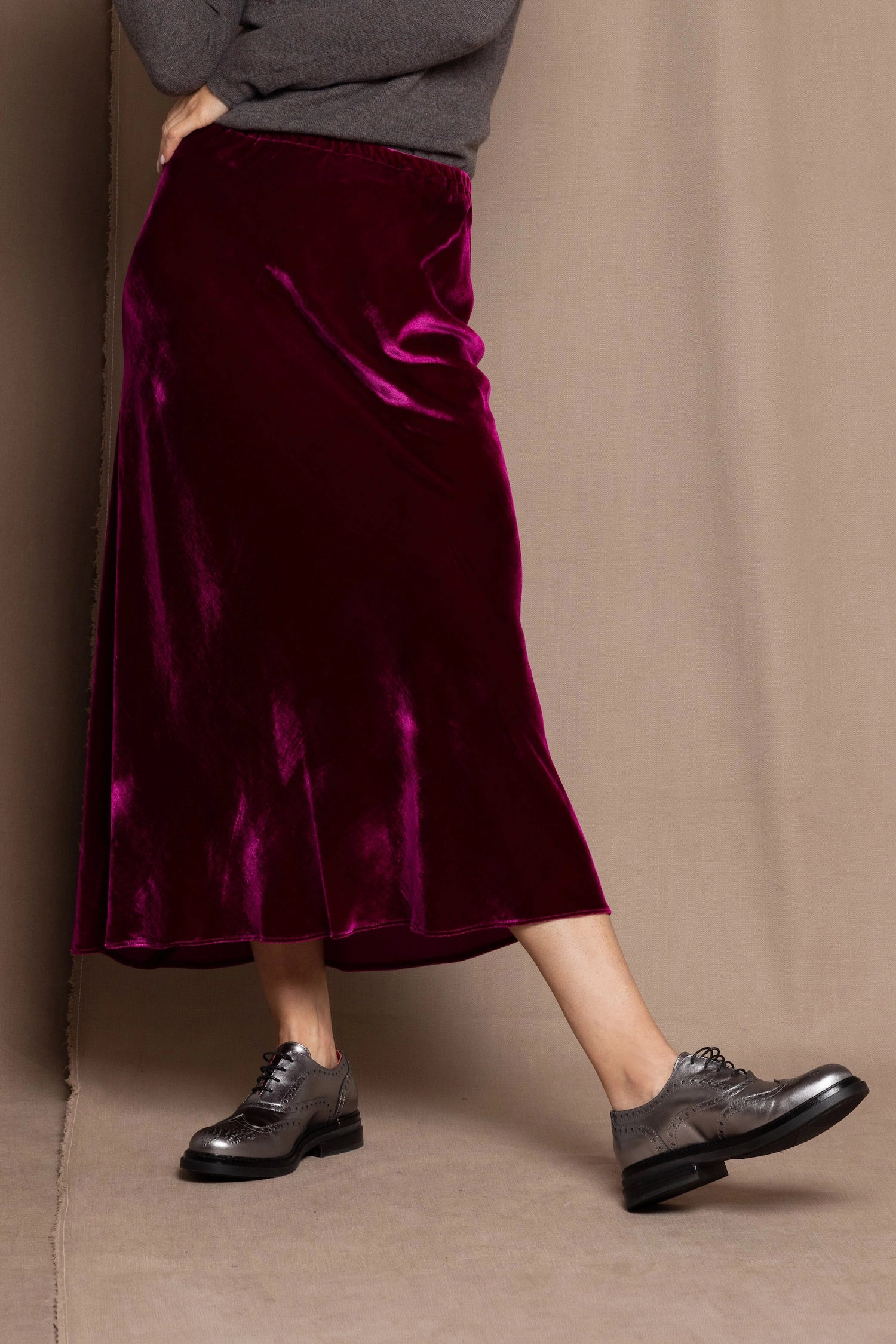 Velvet Skirt in Bright berry