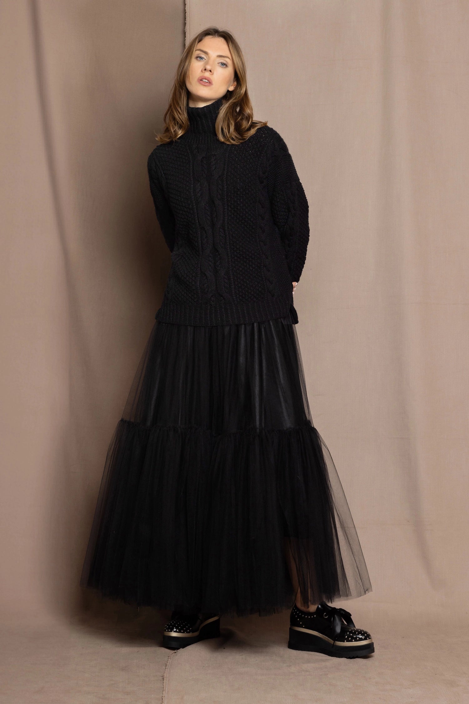 tulle skirt in black