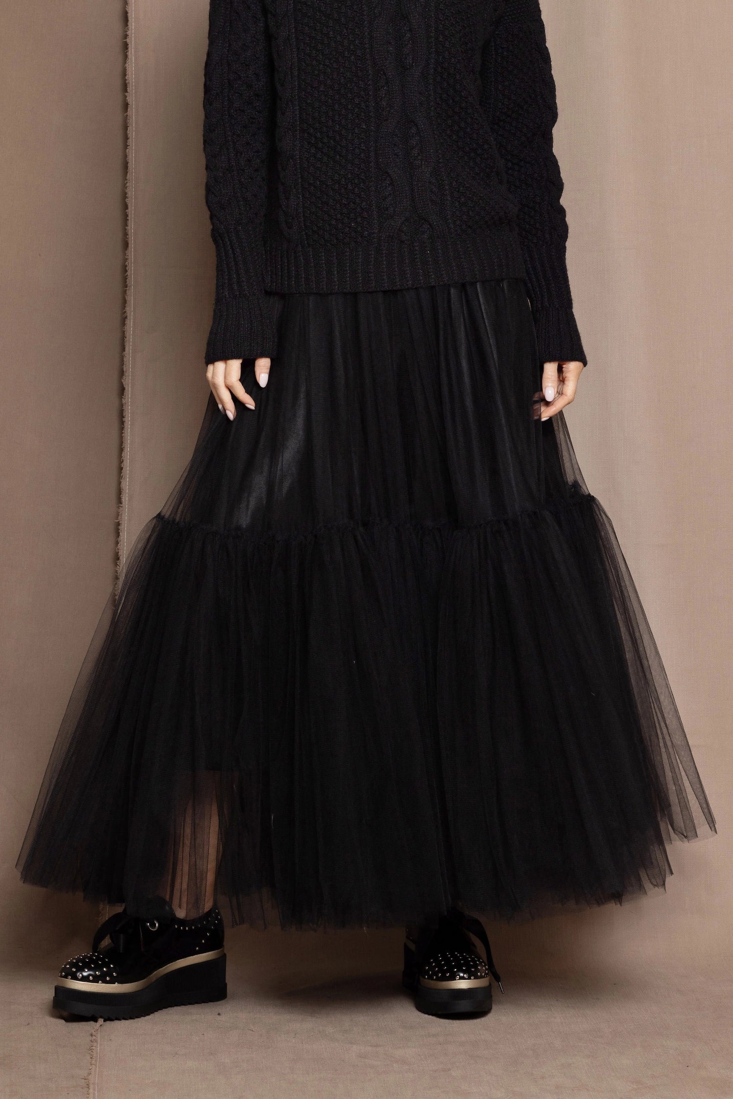 tulle skirt in black